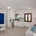 Casa vacanze Olive Tree & Capari Homes & With Pool! *