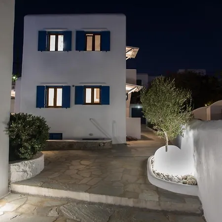 Сasa de vacaciones Olive Tree & Capari Homes & With Pool!