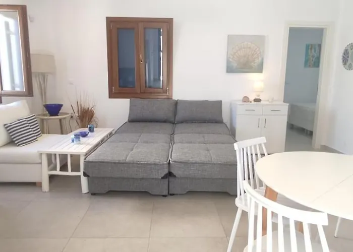 Holiday home Olive Tree & Capari Homes & With Pool!