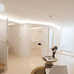 Olive Tree & Capari Homes & With Pool! Semesterbostad