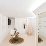 Semesterbostad Olive Tree & Capari Homes & With Pool! *