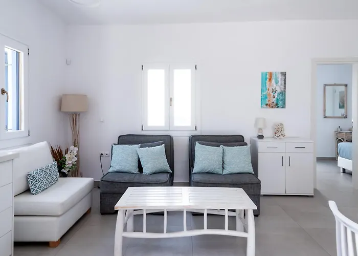 Olive Tree & Capari Homes & With Pool! Mykonos Town