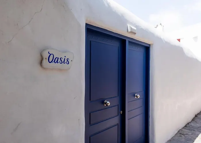 Olive Tree & Capari Homes & With Pool! Tatil Evi *