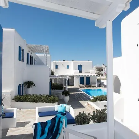 Dom wakacyjny Olive Tree & Capari Homes & With Pool!
